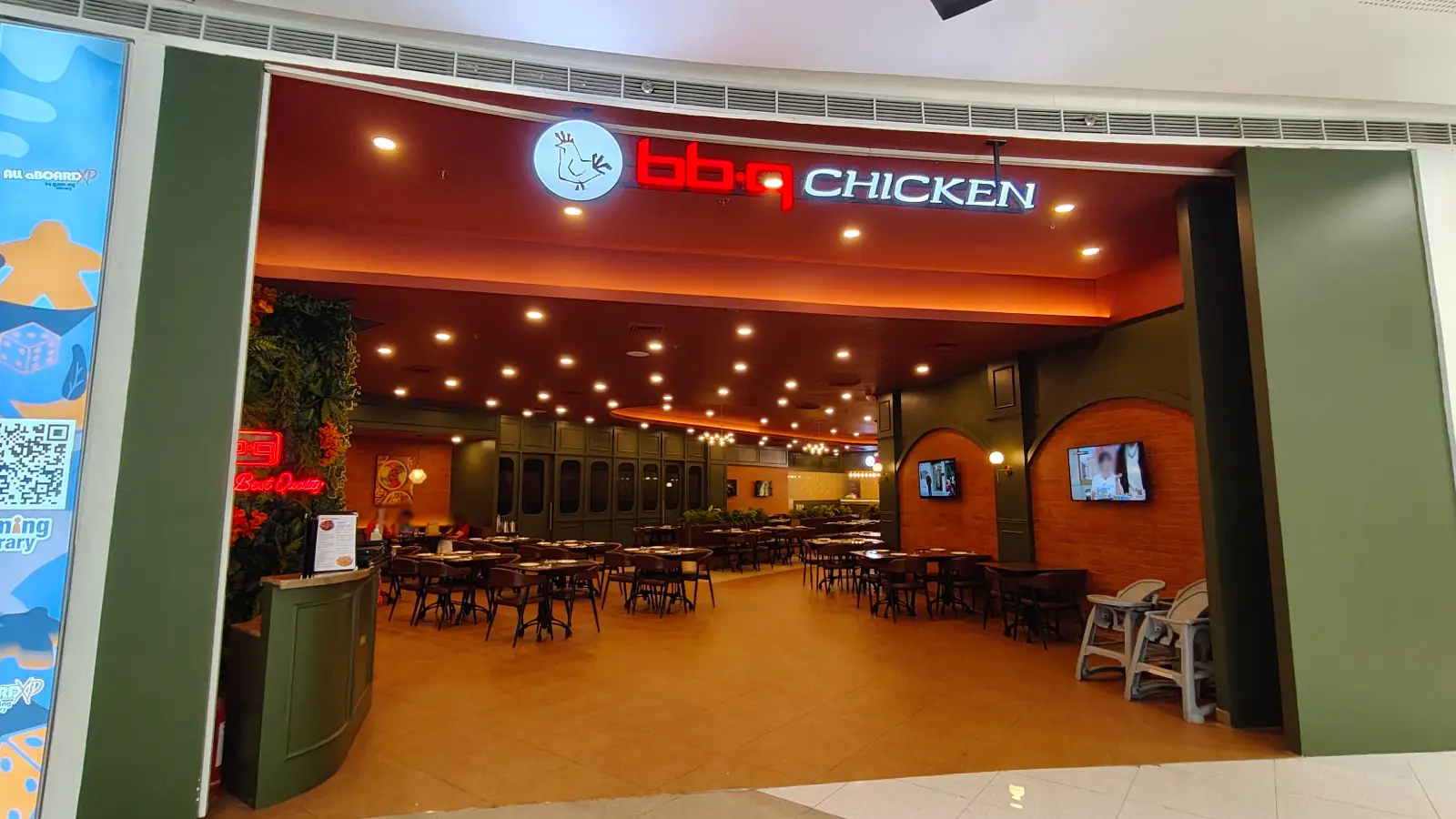 BB.Q CHICKEN in SM City North EDSA